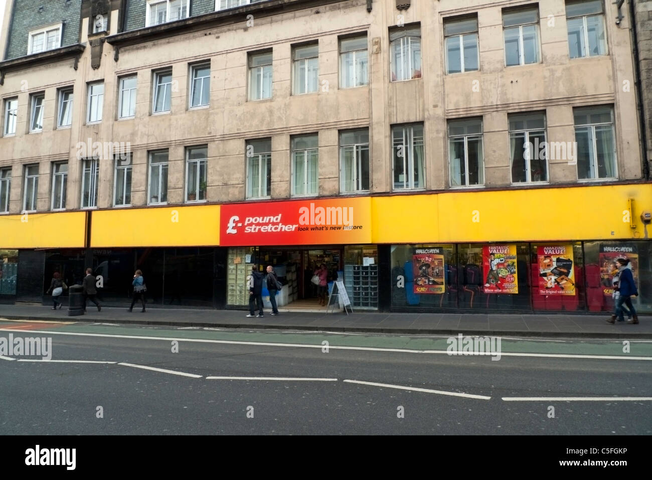 Pound Store Stock Photos & Pound Store Stock Images Alamy