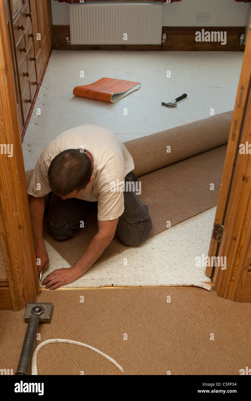 Carpet Fitting Stock Photos & Carpet Fitting Stock Images Alamy