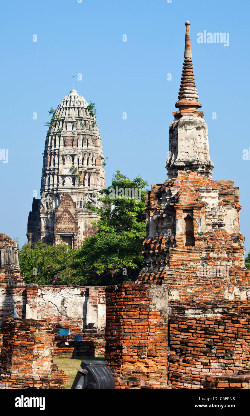 Wat Ratchaburana and Wat Mahathat, Ayuthaya, Thailand Stock Photo