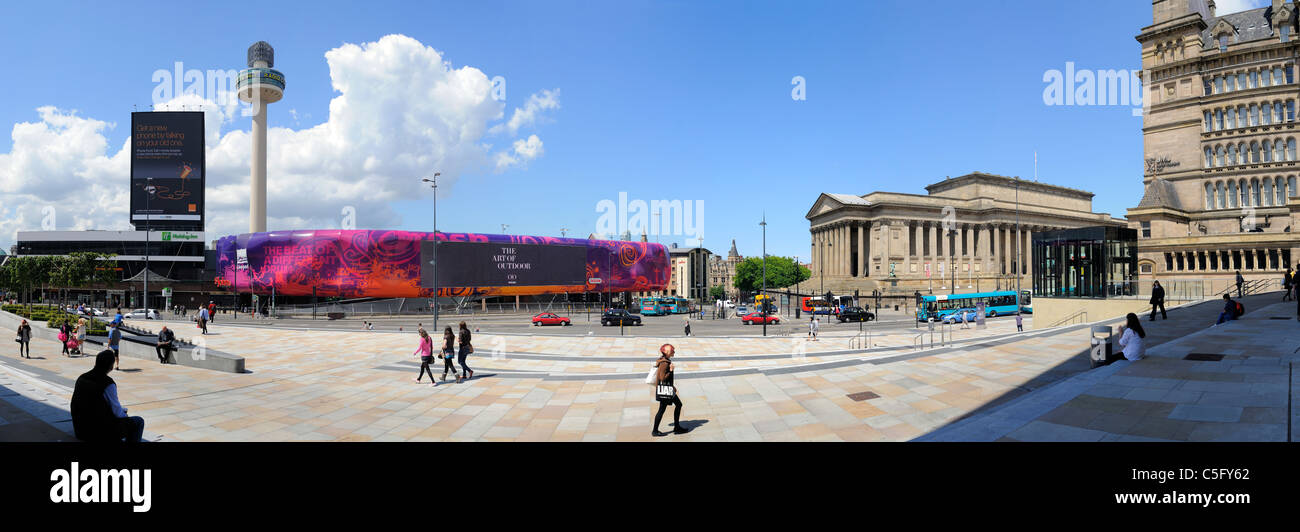 Panorama View Outside The Front Of Lime Street Station Liverpool With St Georges Hall Stock Photo