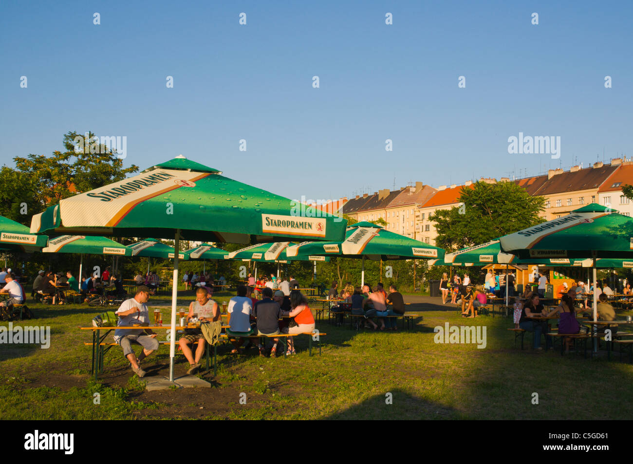 Get started garden hires stock photography and images Alamy