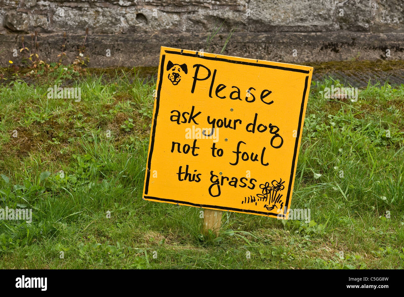 Polite notice to dog owners photographed at Grosmont in North Yorkshire, UK Stock Photo