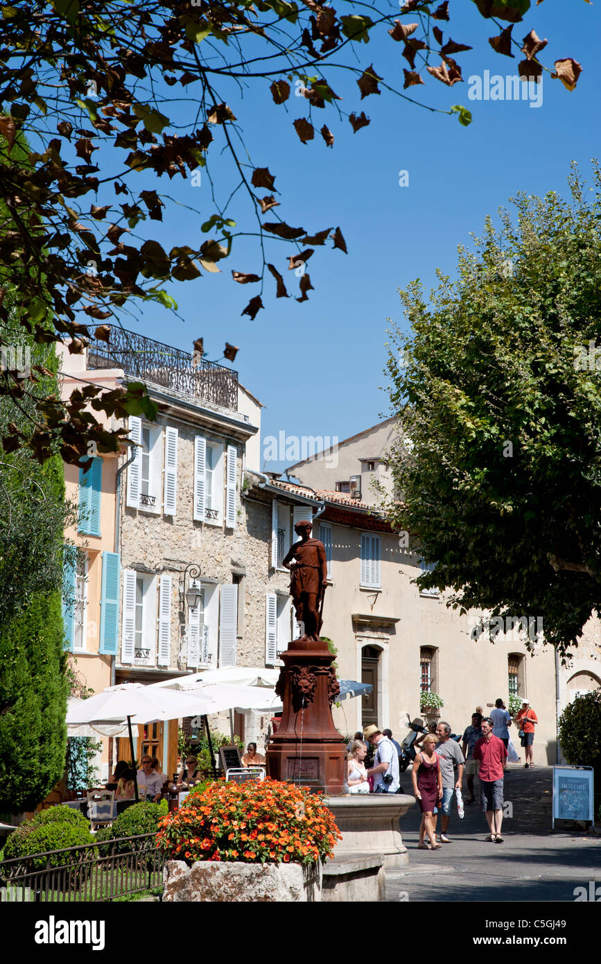 Statue with fountain, Mougins, Provence, France Stock Photo