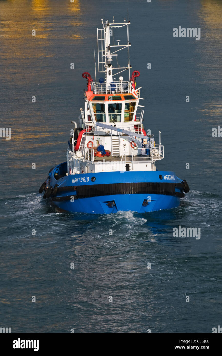 The Montbrio, Spanish tug and fire boat Stock Photo - Alamy