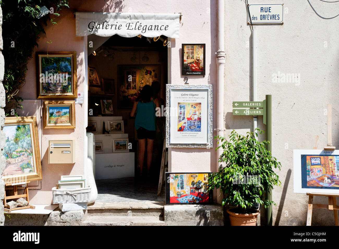Art gallery shop in Mougins, Provence, France Stock Photo