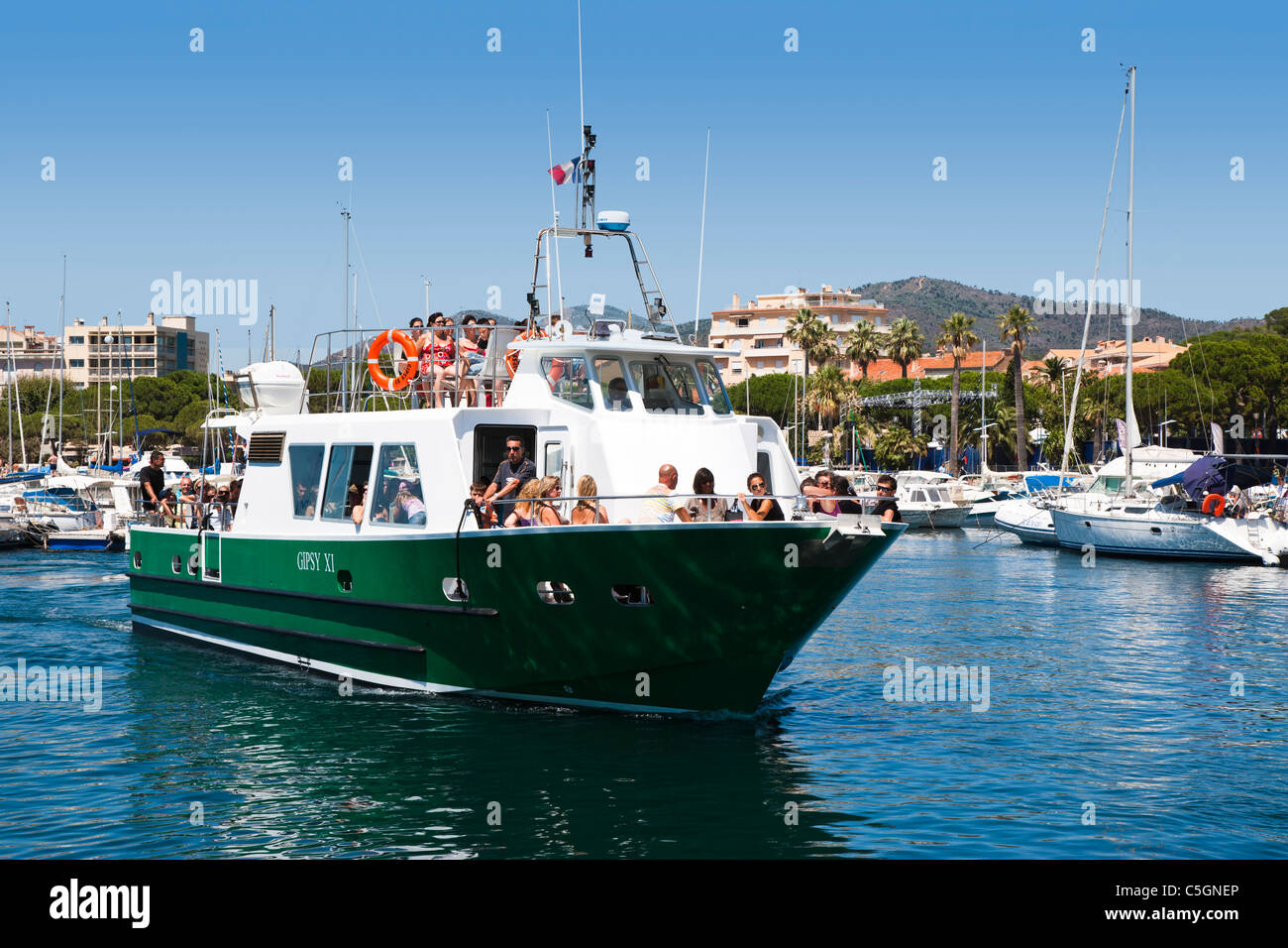 Ferry taking people to Saint Tropez from Sainte Maxime, Provence, France Stock Photo Alamy
