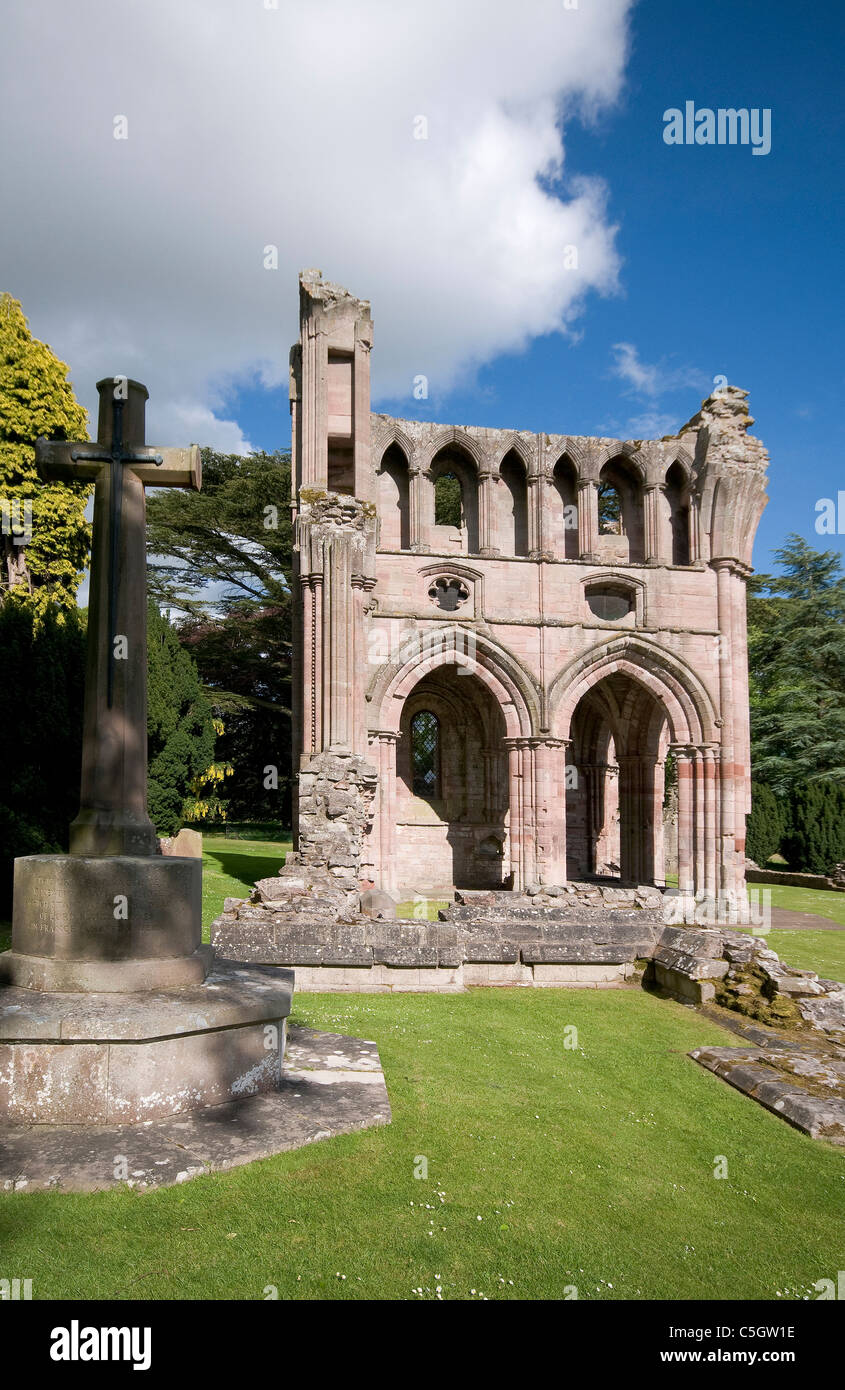 Dryburgh Abbey with cross and ruined section Stock Photo