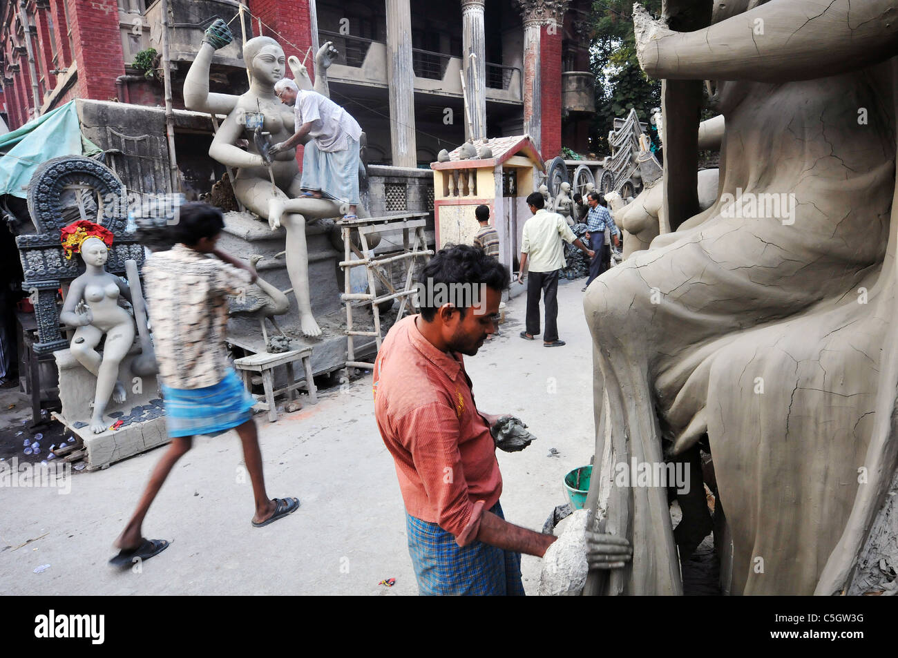 Idols of Hindu gods being made in a workshop in Calcutta. Stock Photo