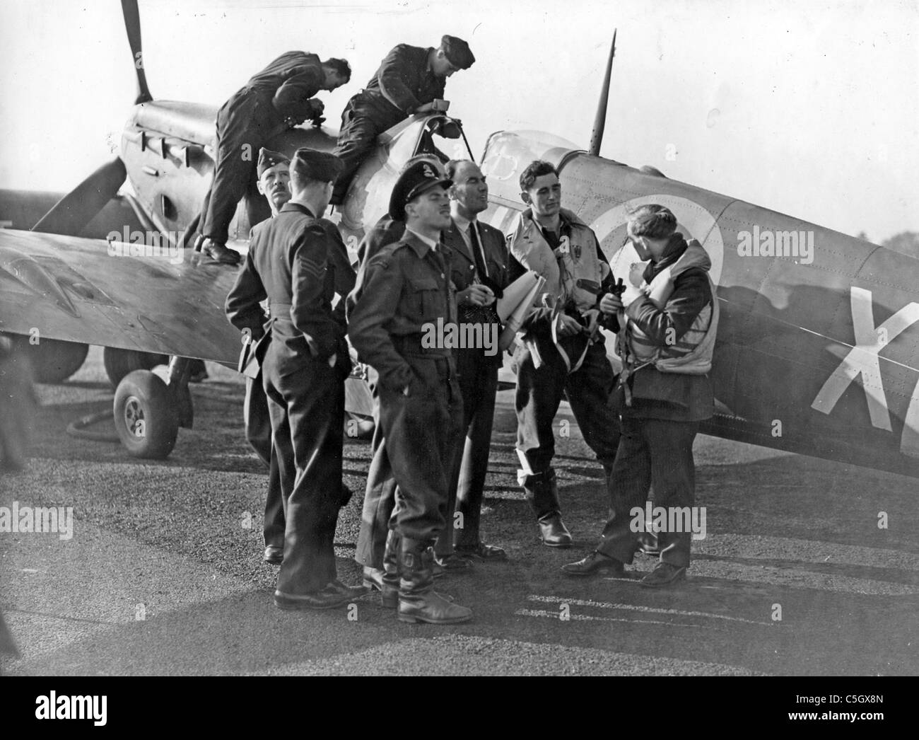 452 SQUADRON  RAAF at RAF Kenley 20 September 1941 Stock Photo