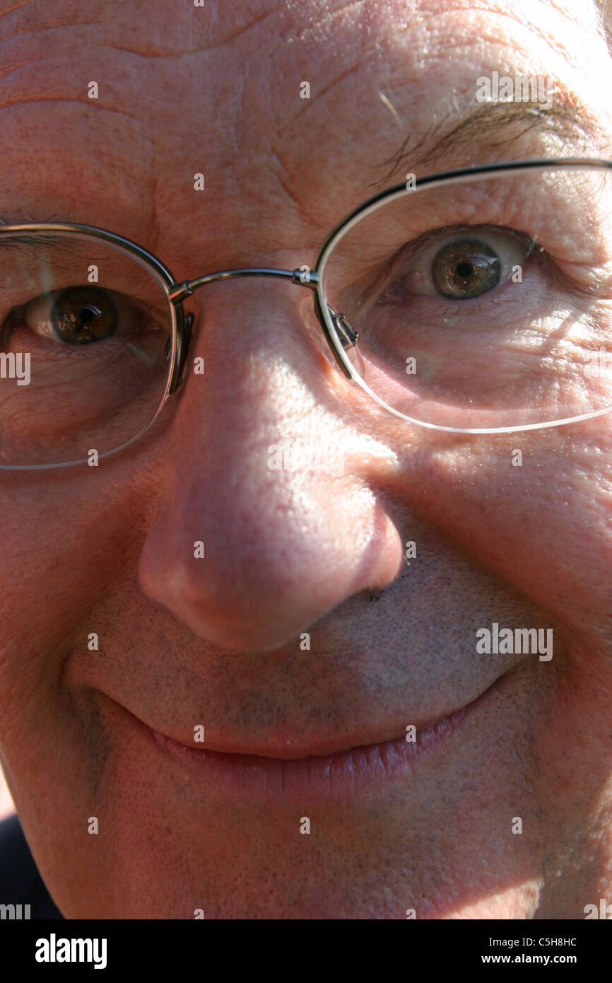 Older man wearing glasses look hi-res stock photography and images - Alamy