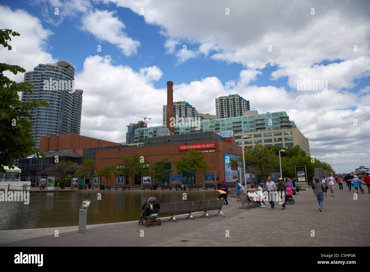 boardwalk outside the power plant contemporary art gallery harbourfront centre toronto ontario