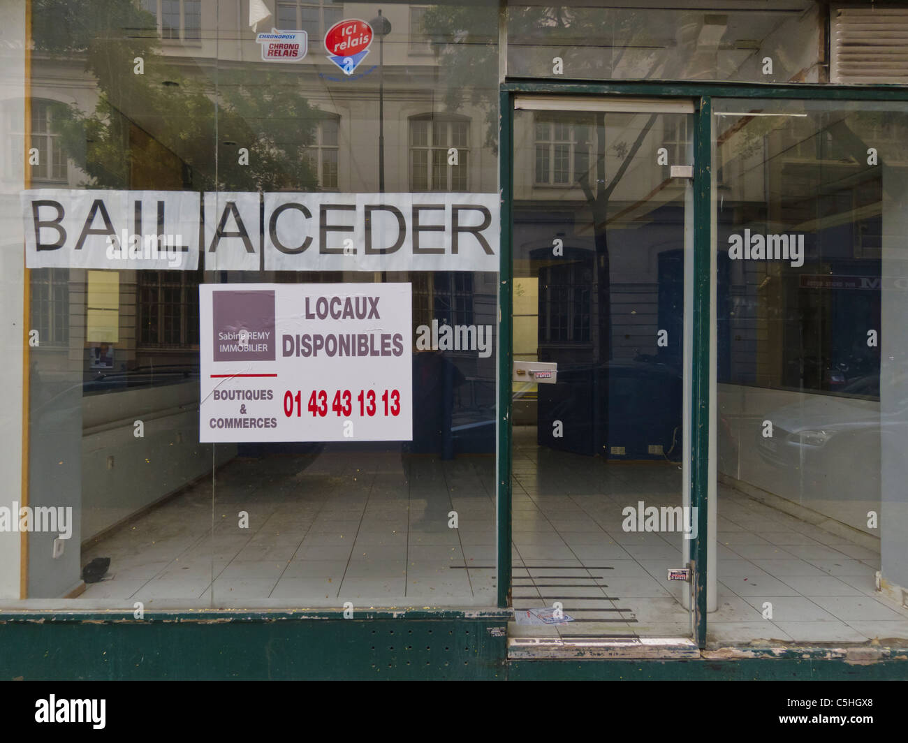 Paris, France, Closed Shop, French Businesses, Storefronts, "For Sale