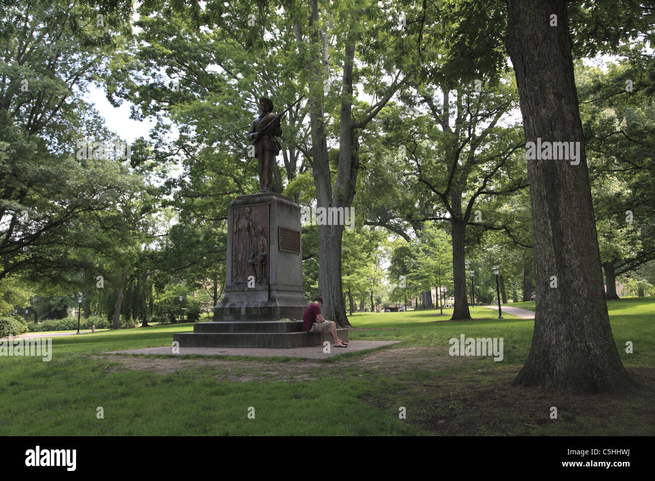 Silent Sam, monument to the 321 alumni of UNC who died in the Civil War, University of North Carolina, Chapel Hill, USA Stock Photo