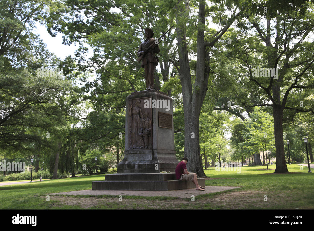 Silent Sam, monument to the 321 alumni of UNC who died in the Civil War, University of North Carolina, Chapel Hill, USA Stock Photo