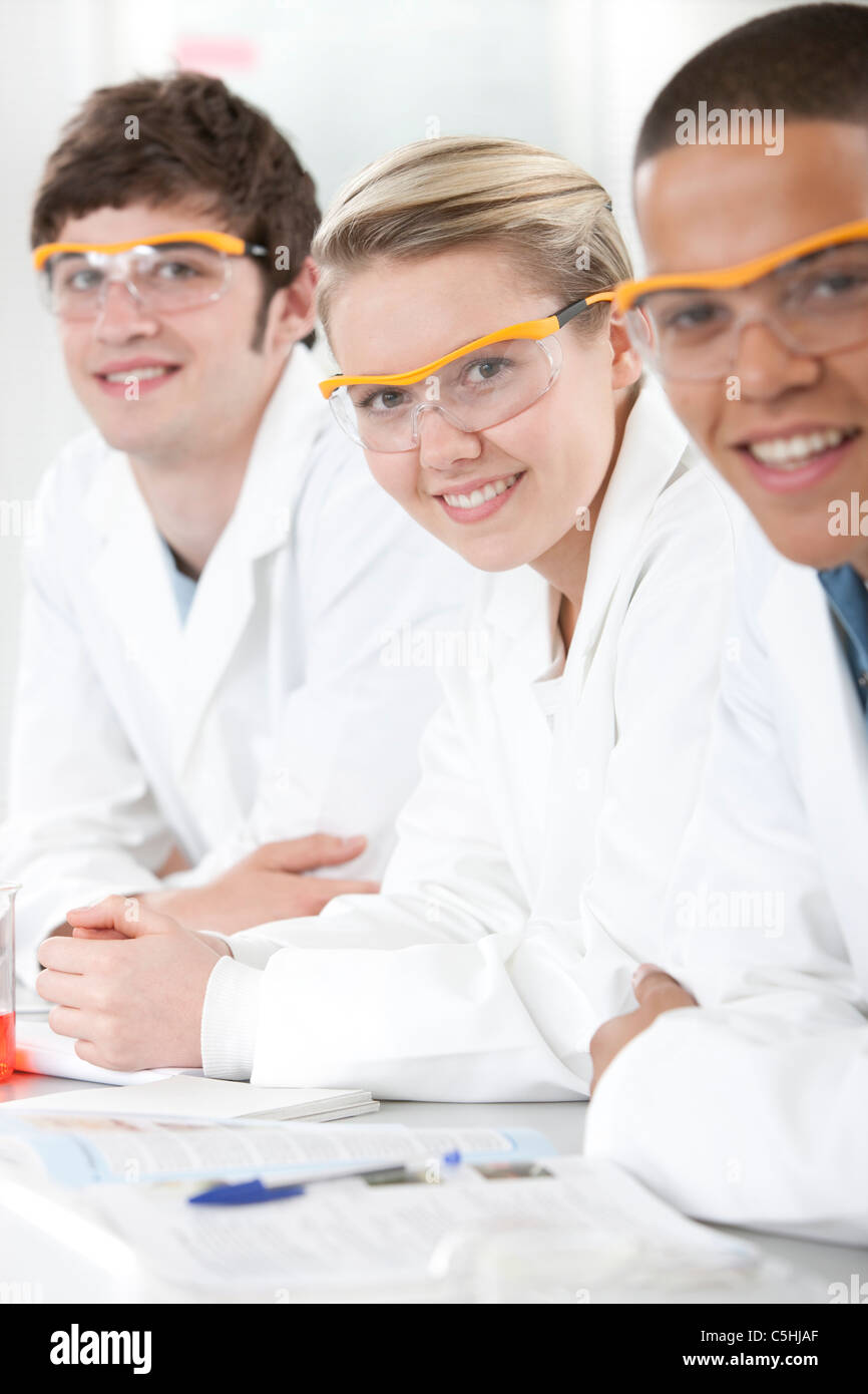 Pupils in a science lesson Stock Photo - Alamy