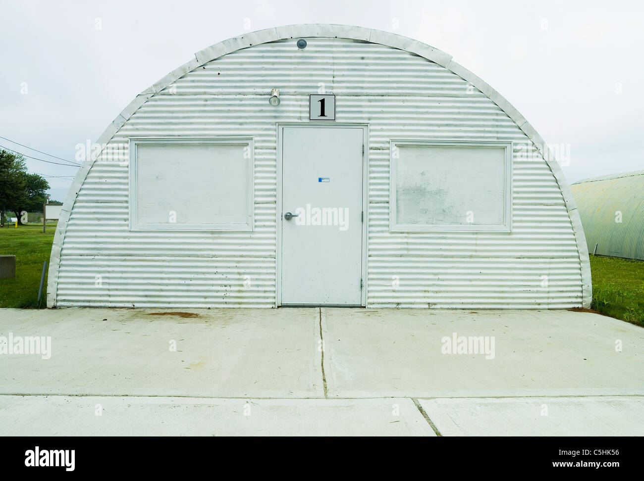 Quonset hut american hires stock photography and images Alamy