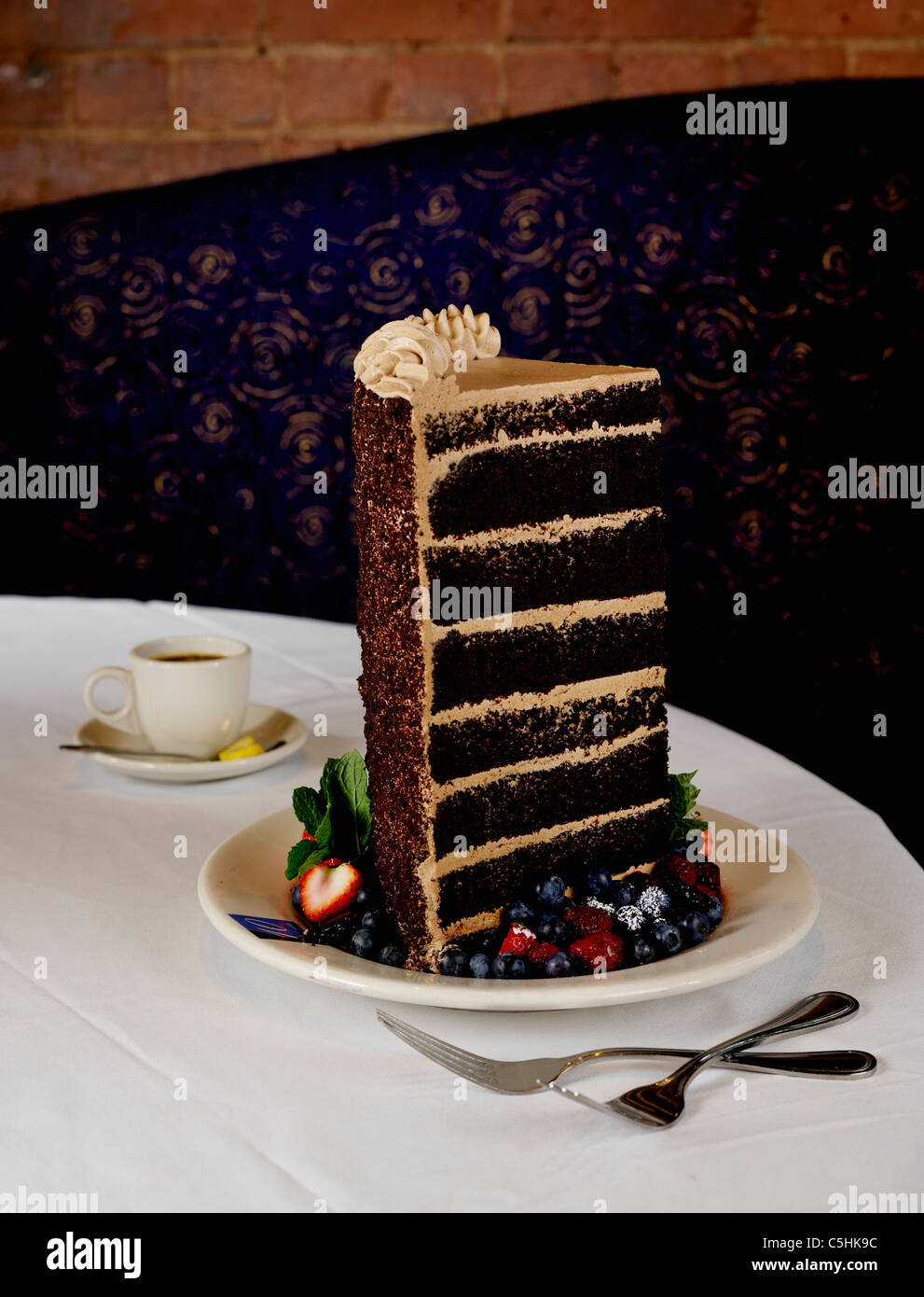 Big size cake hi-res stock photography and images - Alamy