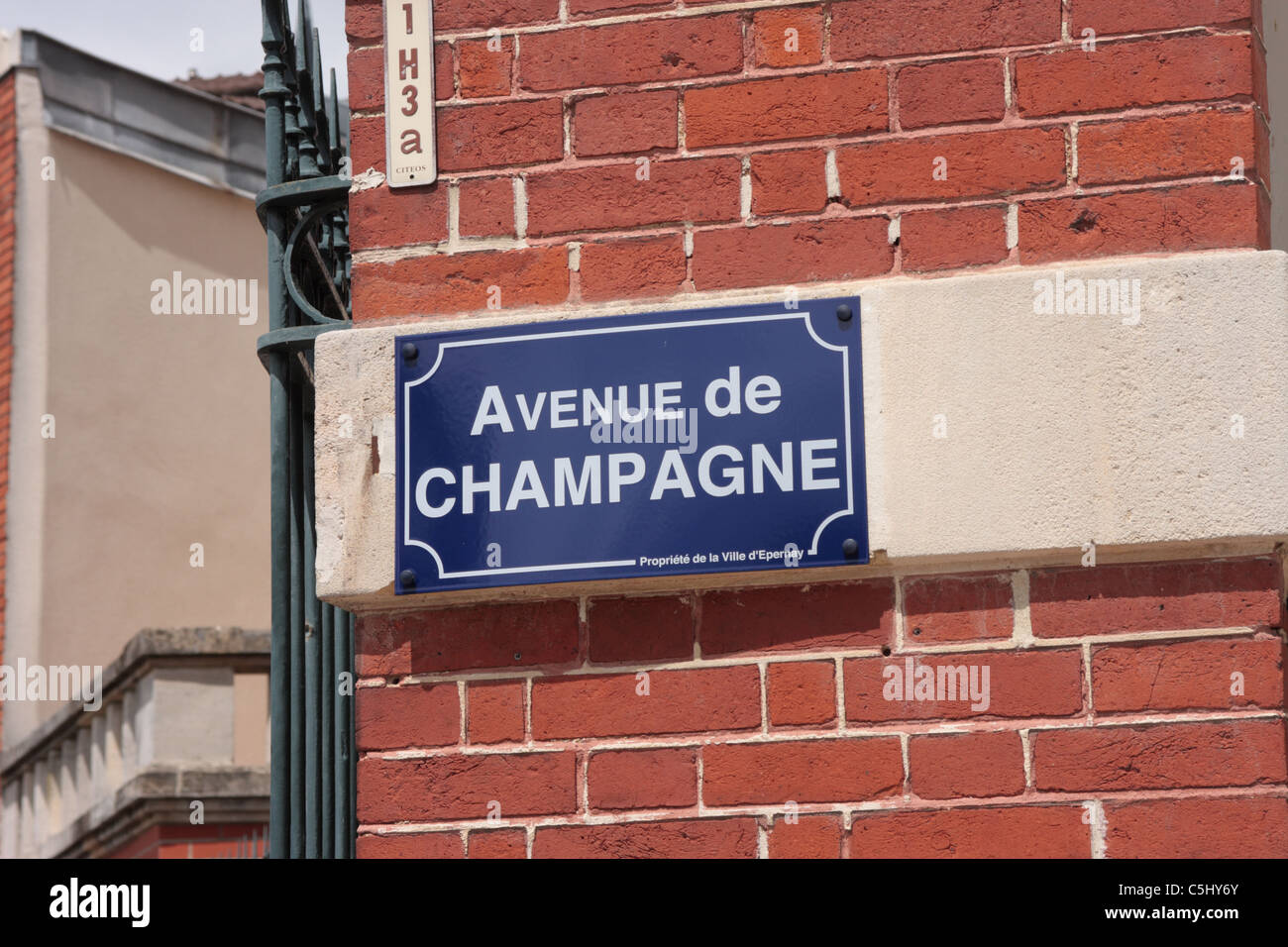 Avenue de champagne epernay hi-res stock photography and images - Alamy
