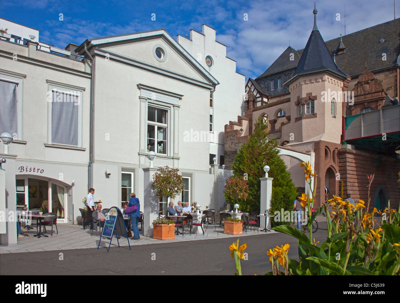 Moselschloesschen, Hotel, Restaurant an der Moselbruecke, Mosel, Moselle castle, hotel and restaurant Stock Photo