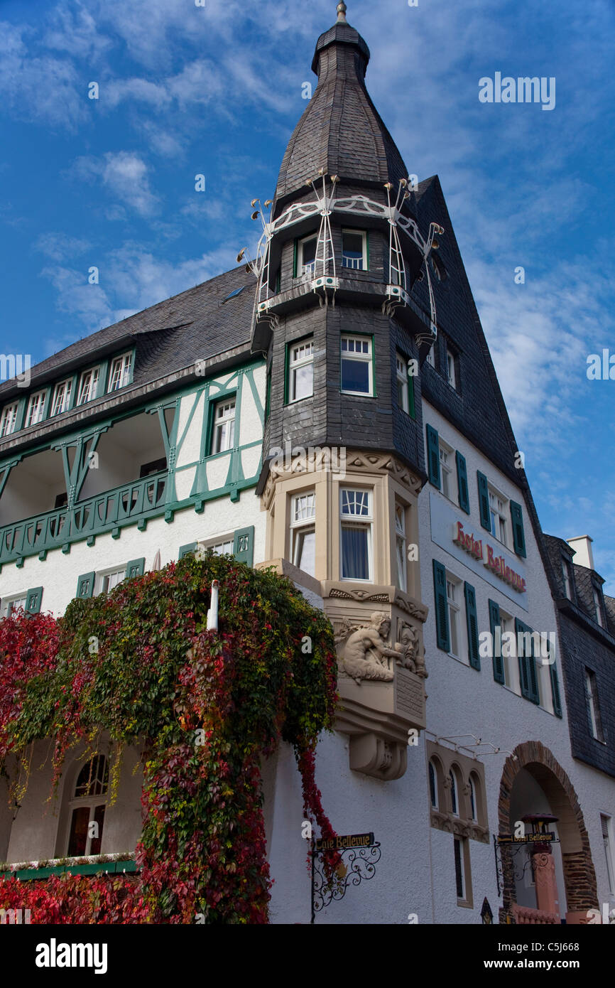 Herbstsstimmung Am Hotel Bellevue Moselufer Traben Trarbach