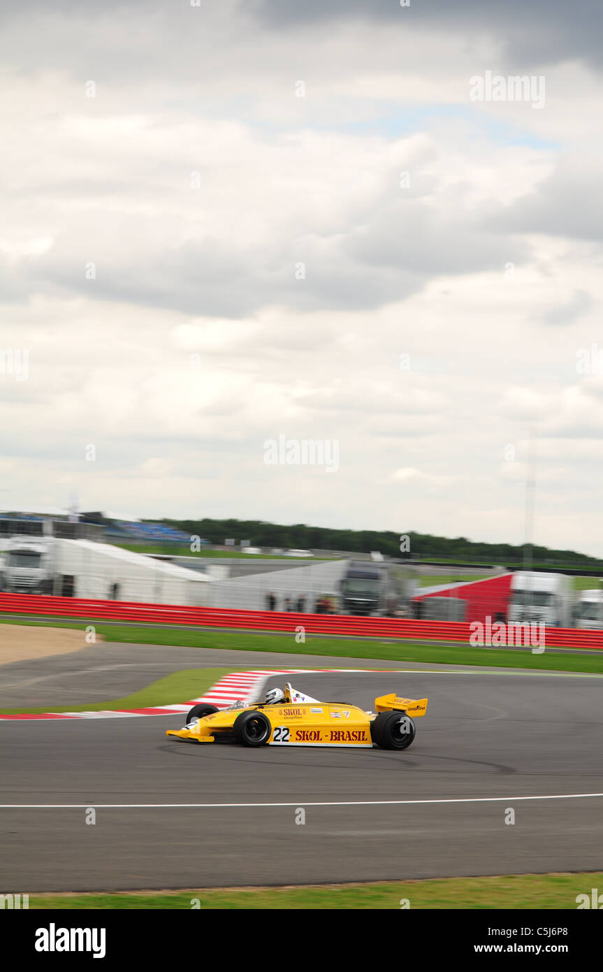 Grand Prix Masters F1 Cars - Silverstone Classic Stock Photo - Alamy