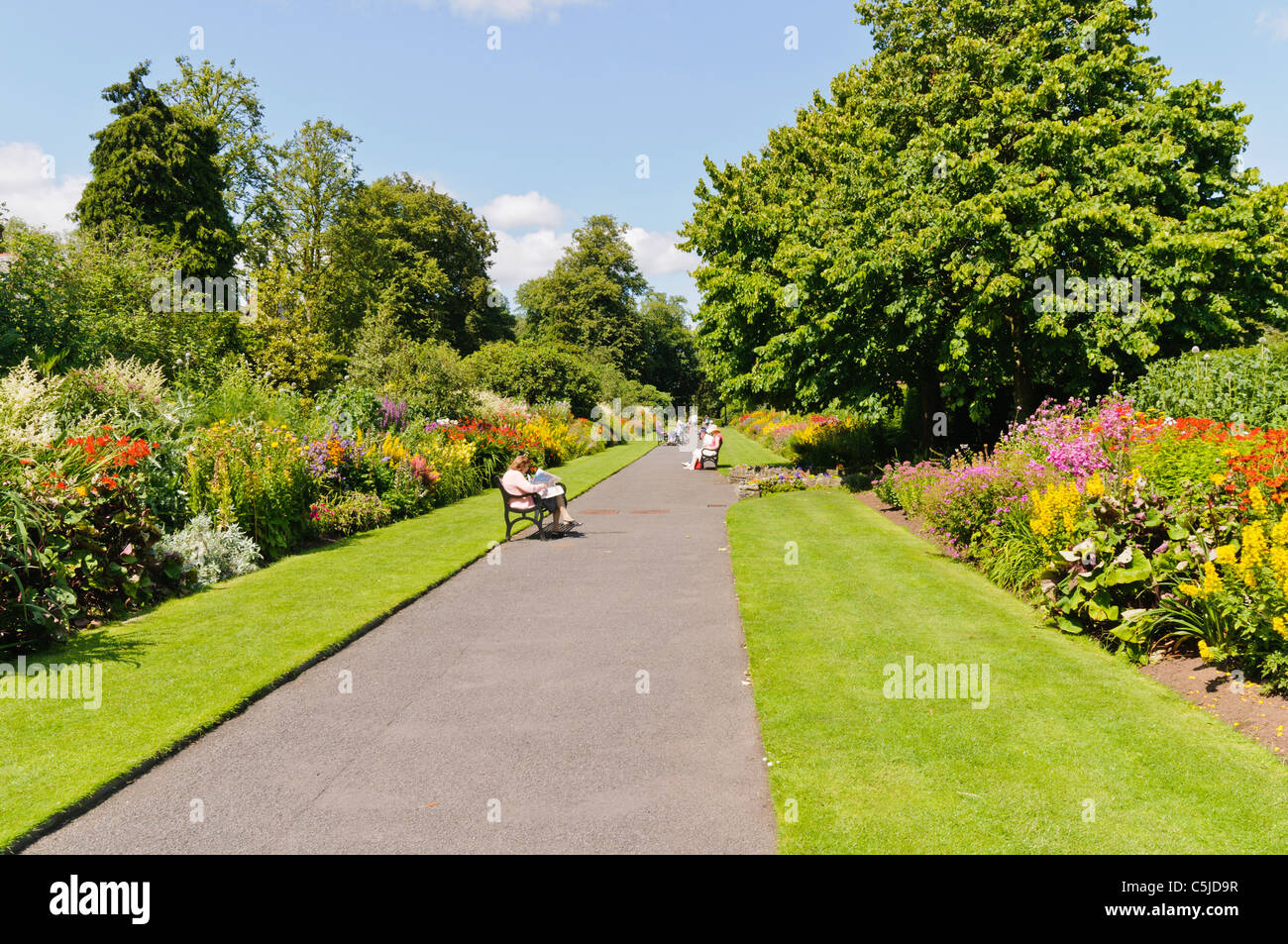 Botanic gardens flower people hi-res stock photography and images - Alamy