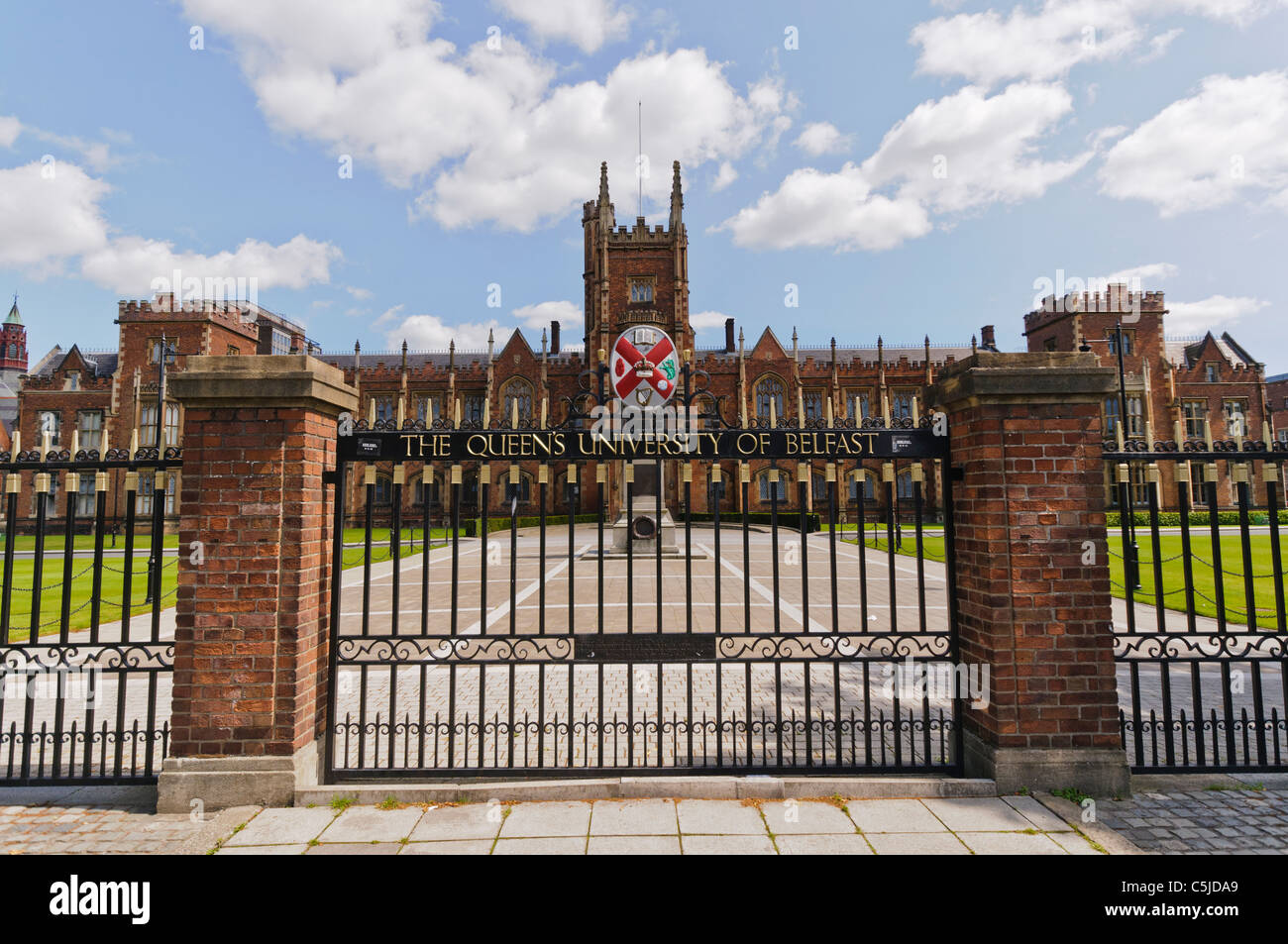 University Gate Design Ideas