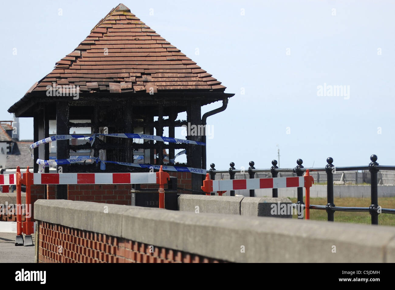 Vandalised bus shelter  damaged by fire at Knott-End-on-Sea Stock Photo