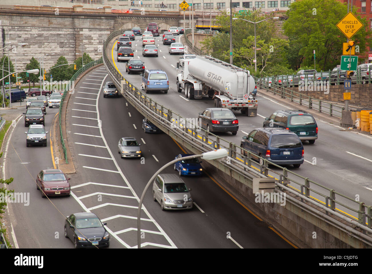 Highway traffic New York City Stock Photo Alamy