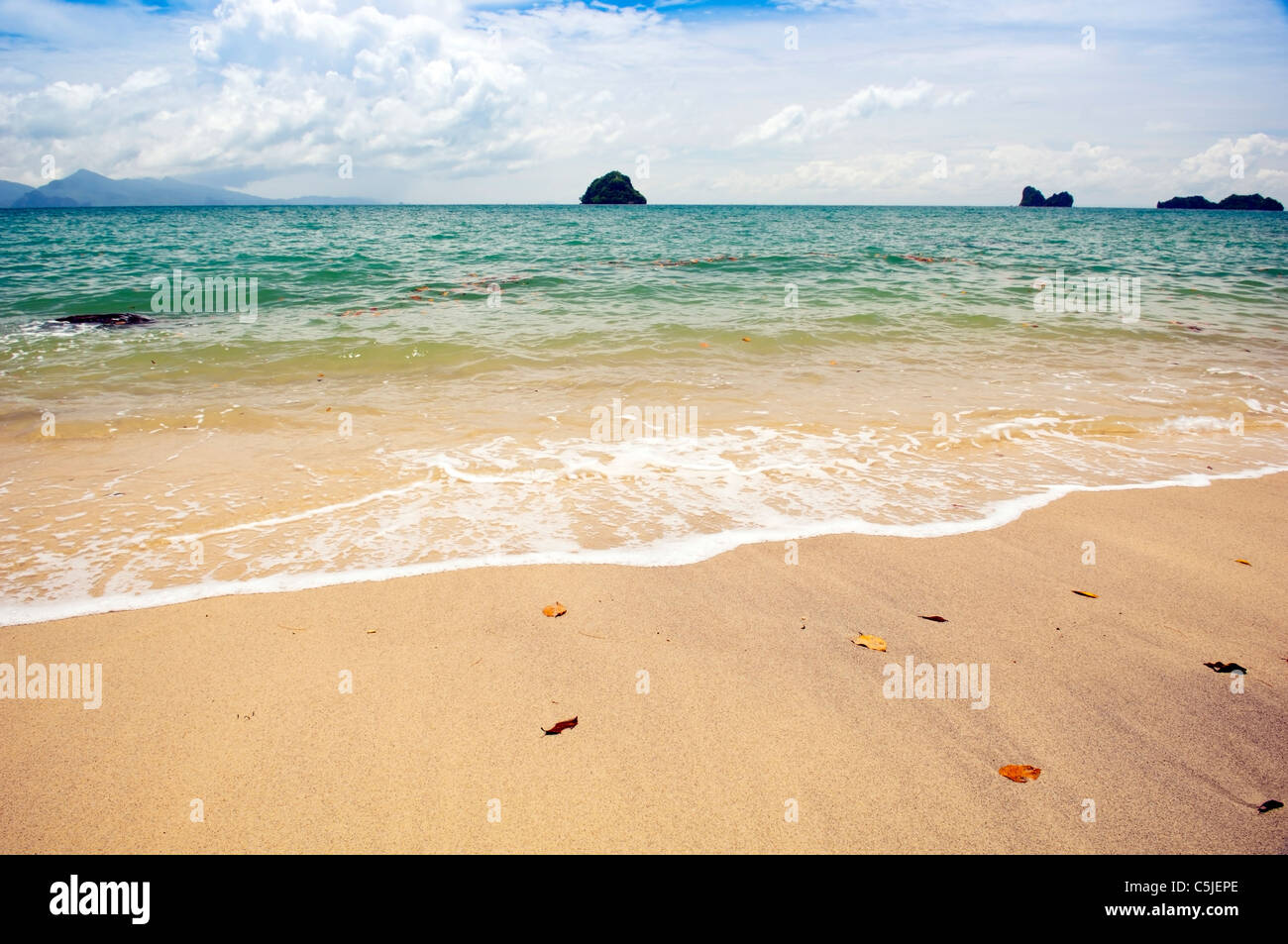 Very hot tropical sunshine hi-res stock photography and images - Alamy