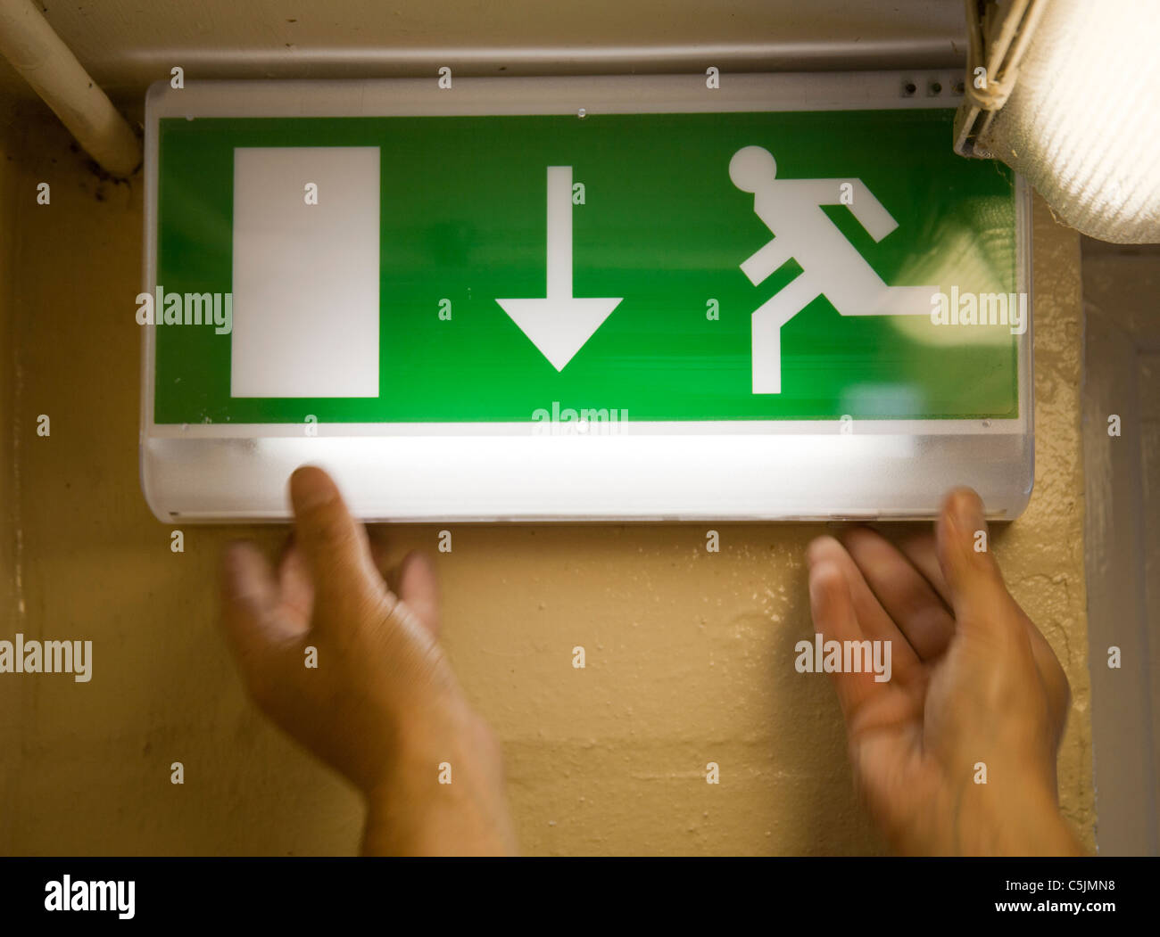 Emergency lighting install hires stock photography and images Alamy