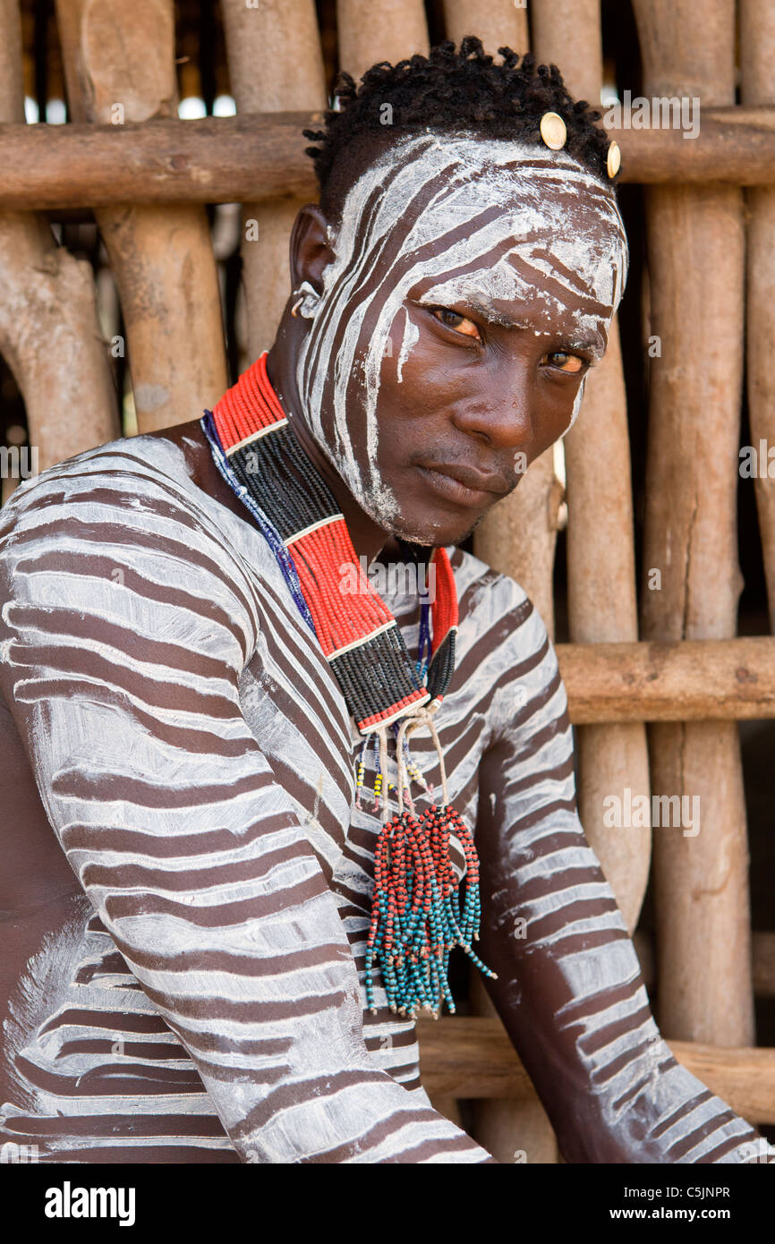 Karo tribe body paint hi-res stock photography and images - Alamy