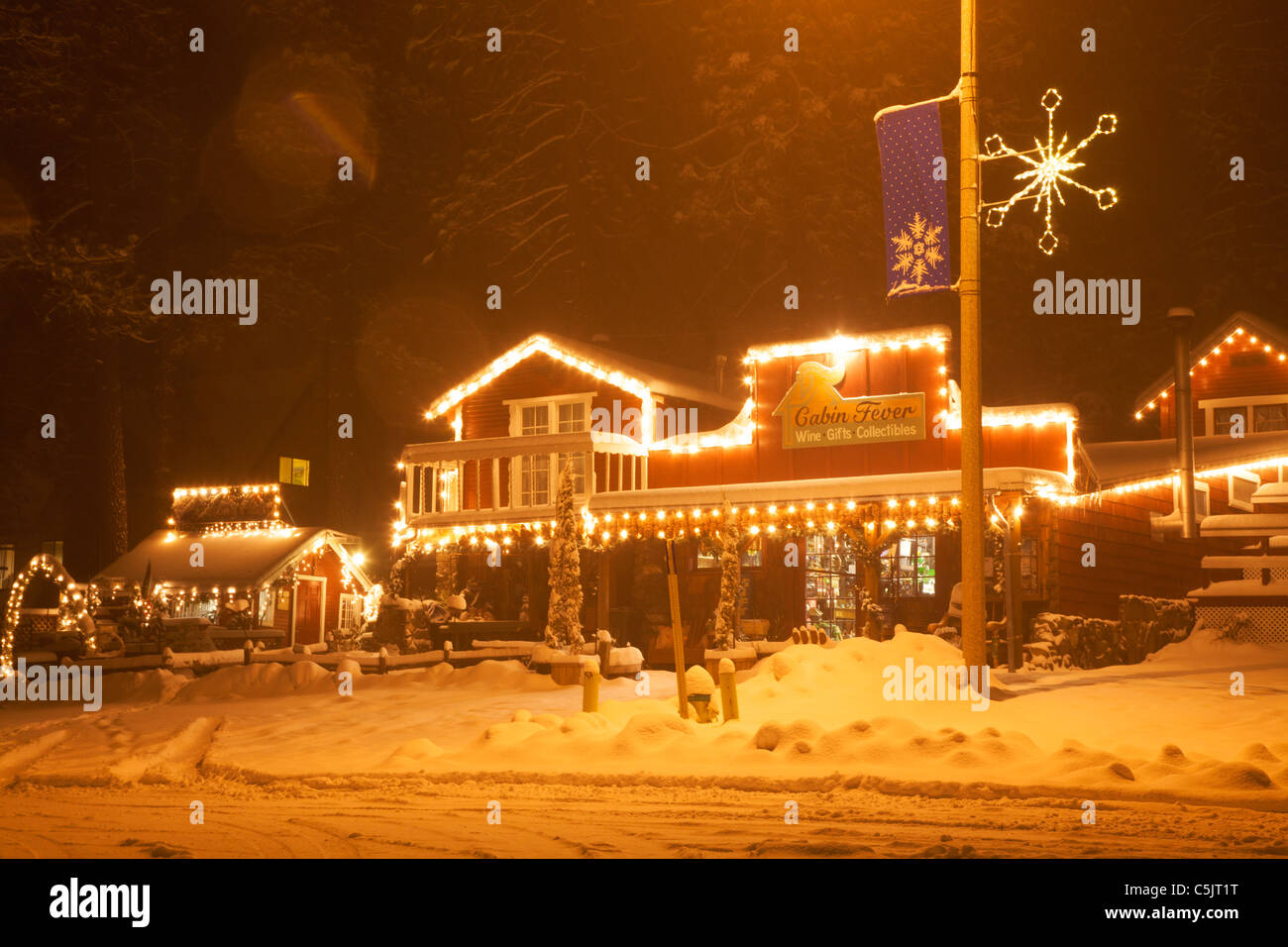 A Winter Storm In Wrightwood California Stock Photo 37908020 Alamy