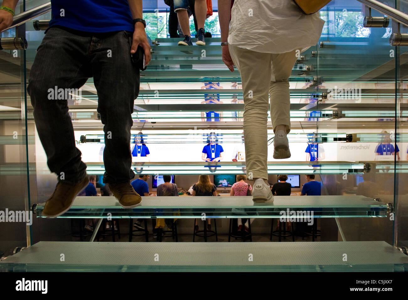 Apple store, Zurich, Switzerland Stock Photo Alamy