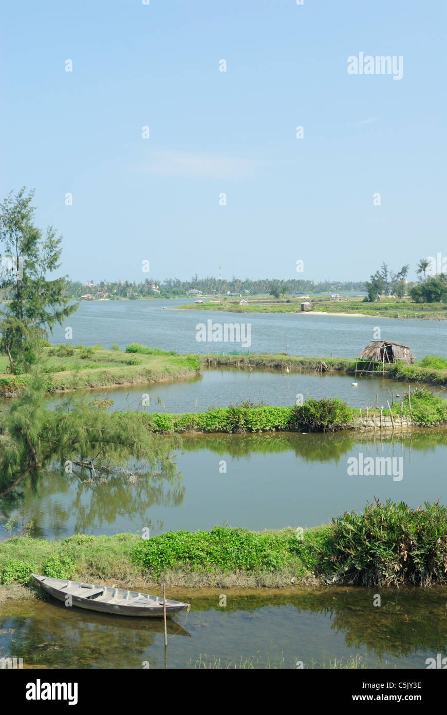 Asia, Vietnam, nr. Hoi An. The scenic Thu Bon River near Hoi An. Stock Photo