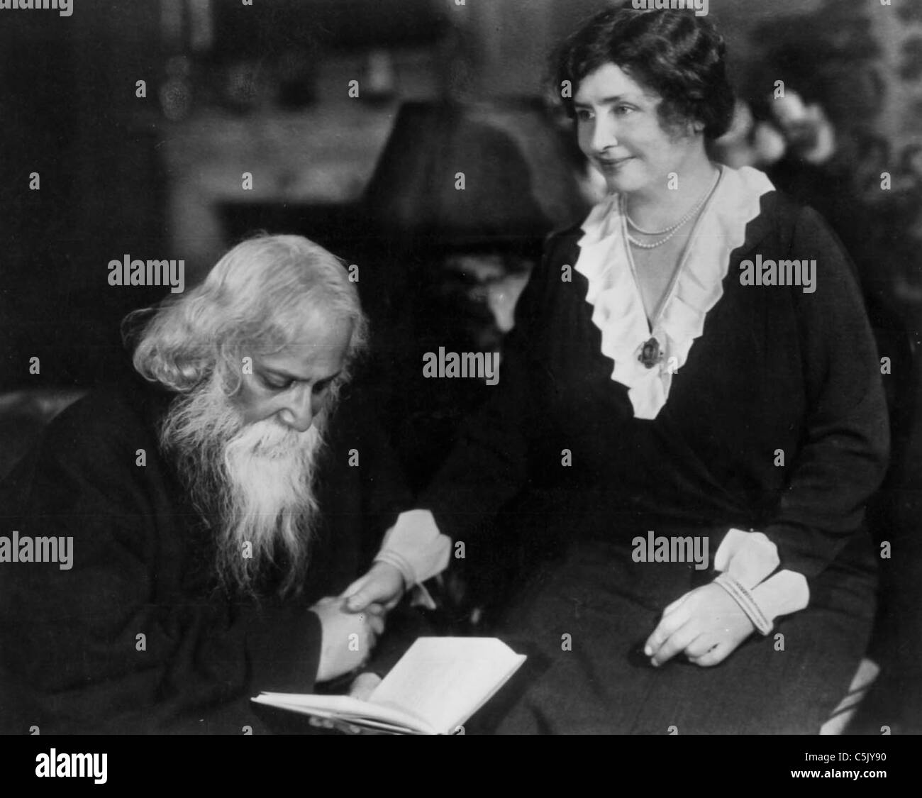 Rabindranath Tagore with Helen Keller, Usa, 1930 Stock Photo