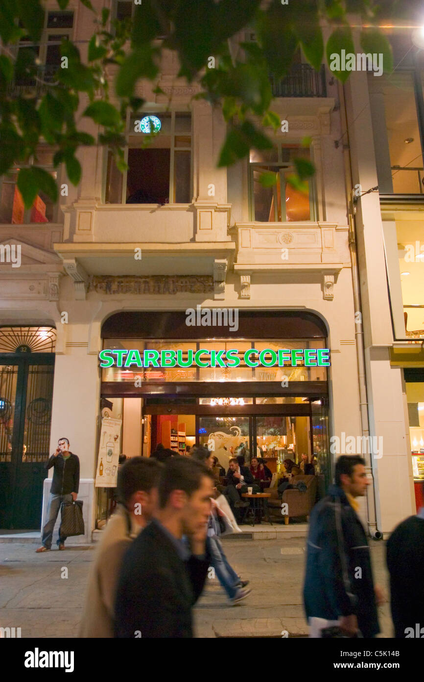 Starbucks Coffee shop, Taksim, Istanbul, Turkey Stock Photo Alamy