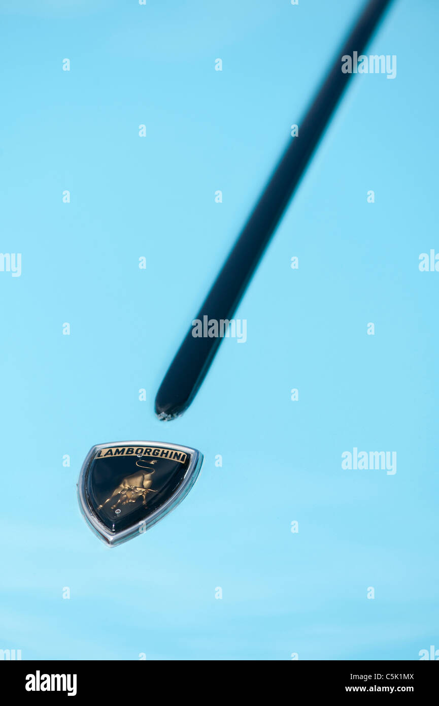 Italian sports car badge hires stock photography and images Alamy