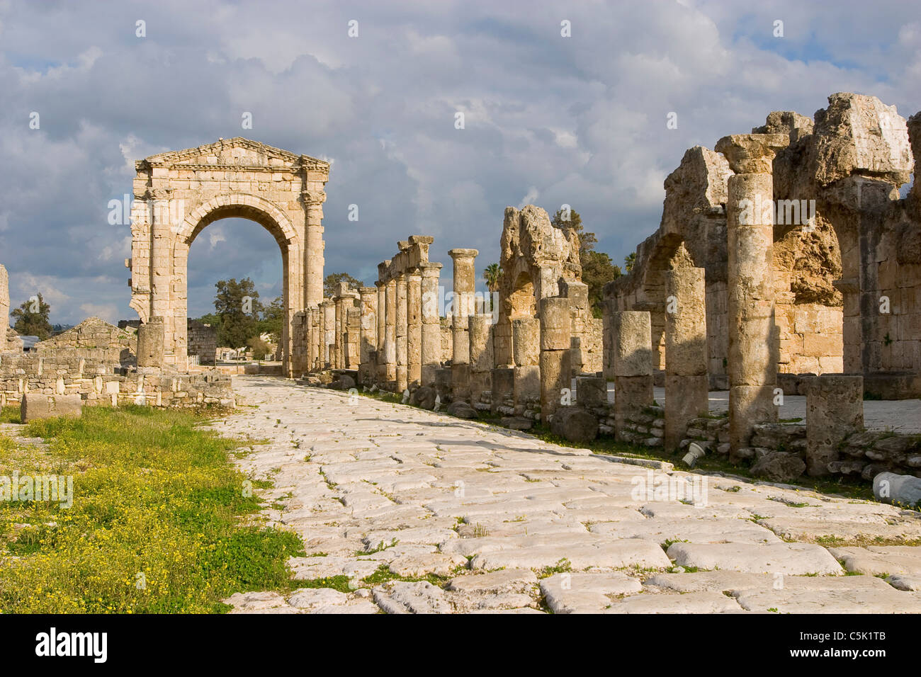 Arch of triumph erected during the Roman period in Tyre, Lebanon Stock Photo