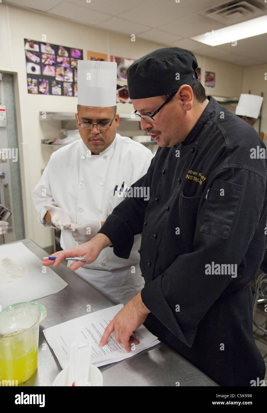 Workers Train for Jobs in Las Vegas Hotels Stock Photo Alamy