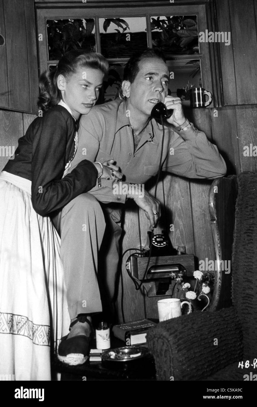 Humphrey Bogart and Lauren Bacall at home, 1948 Stock Photo, Royalty ...