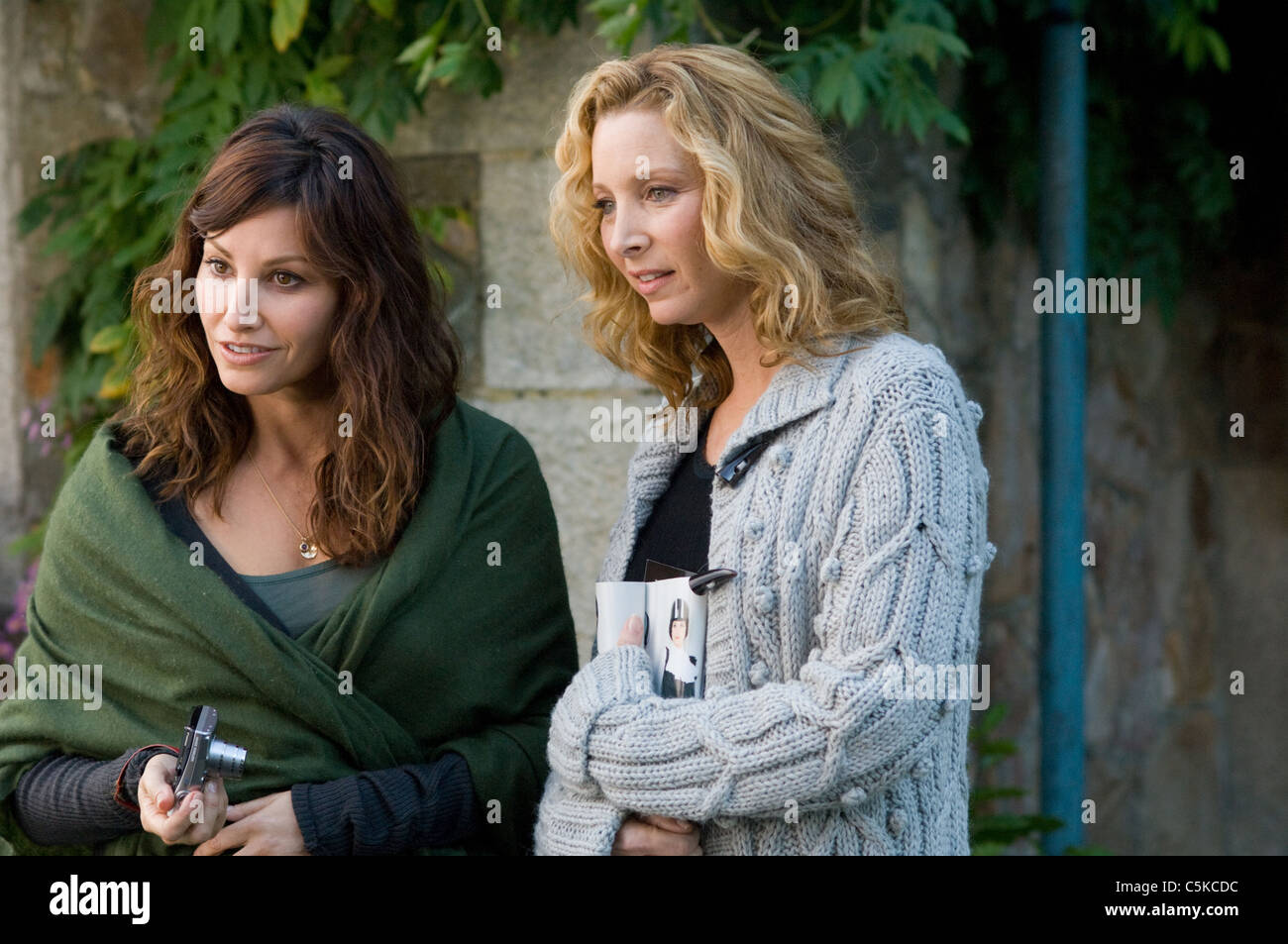 PS I Love You Year 2007 USA Gina Gershon, Lisa Kudrow Director