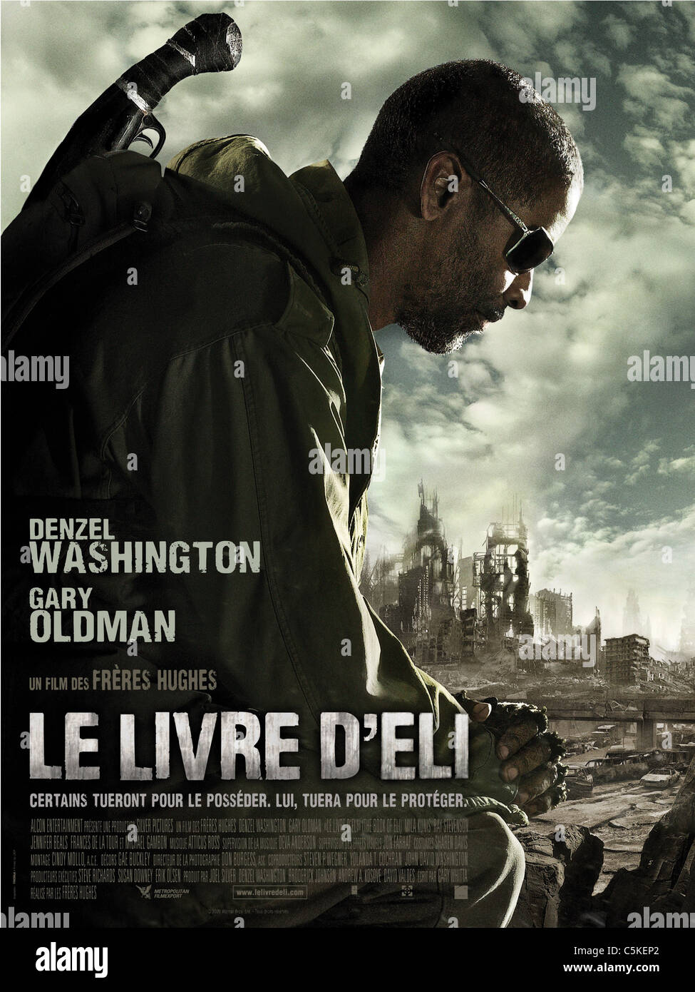 The Book of Eli Year : 2010 USA Director : Albert Hughes, Allen Hughes Denzel Washington Movie poster (Fr) Stock Photo