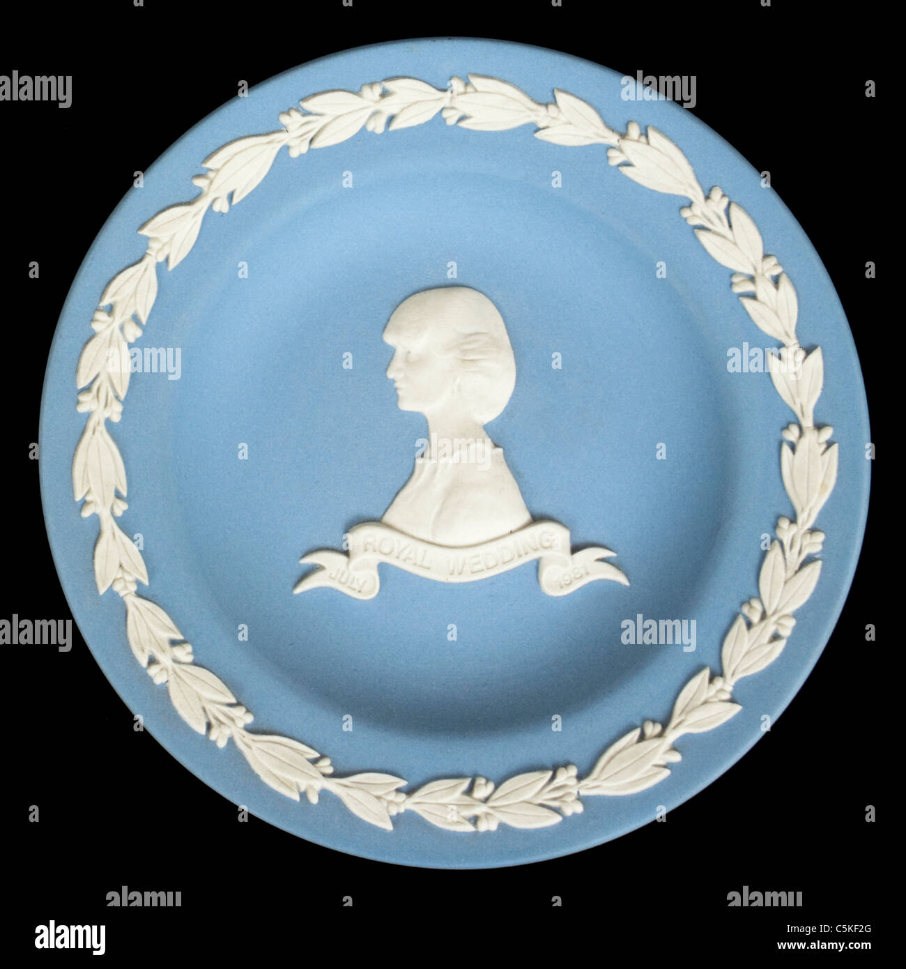 Wedgwood blue Jasperware plate commemorating the wedding of Prince Charles and Lady Diana Spencer (29th July 1981) Stock Photo