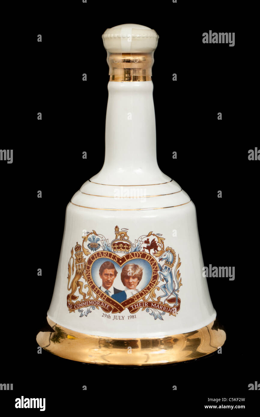 Bell's Scotch Whisky porcelain decanter commemorating the wedding of Prince Charles and Lady Diana Spencer (29th July 1981) Stock Photo