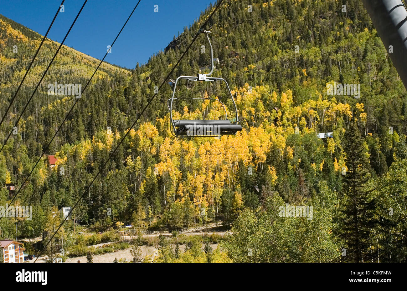 Chairlift, empty chair, at Taos Ski Valley Stock Photo Alamy