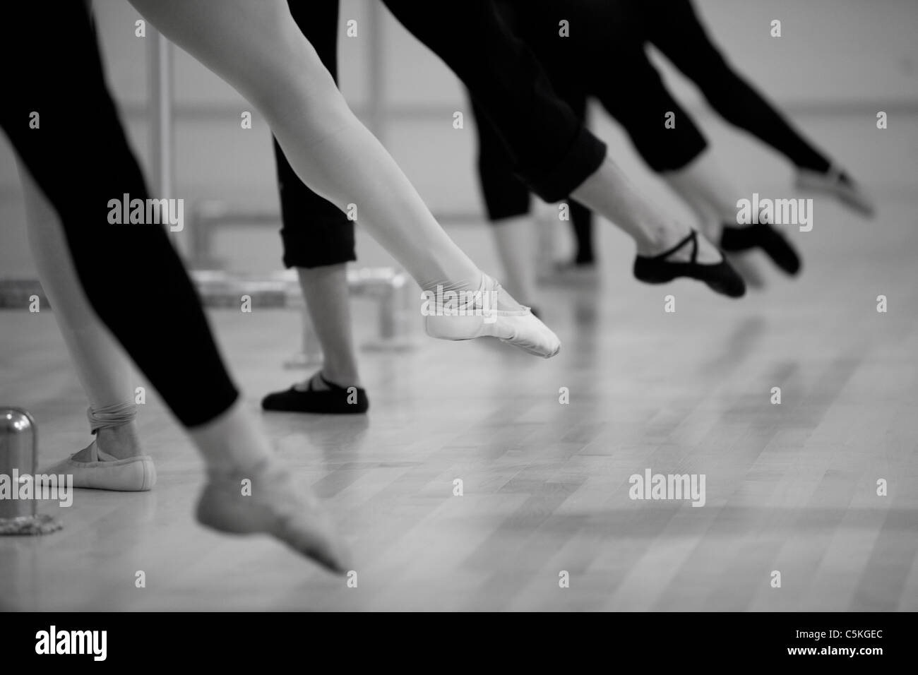 Ballet dancers at ballet dance practice or dance class Stock Photo - Alamy
