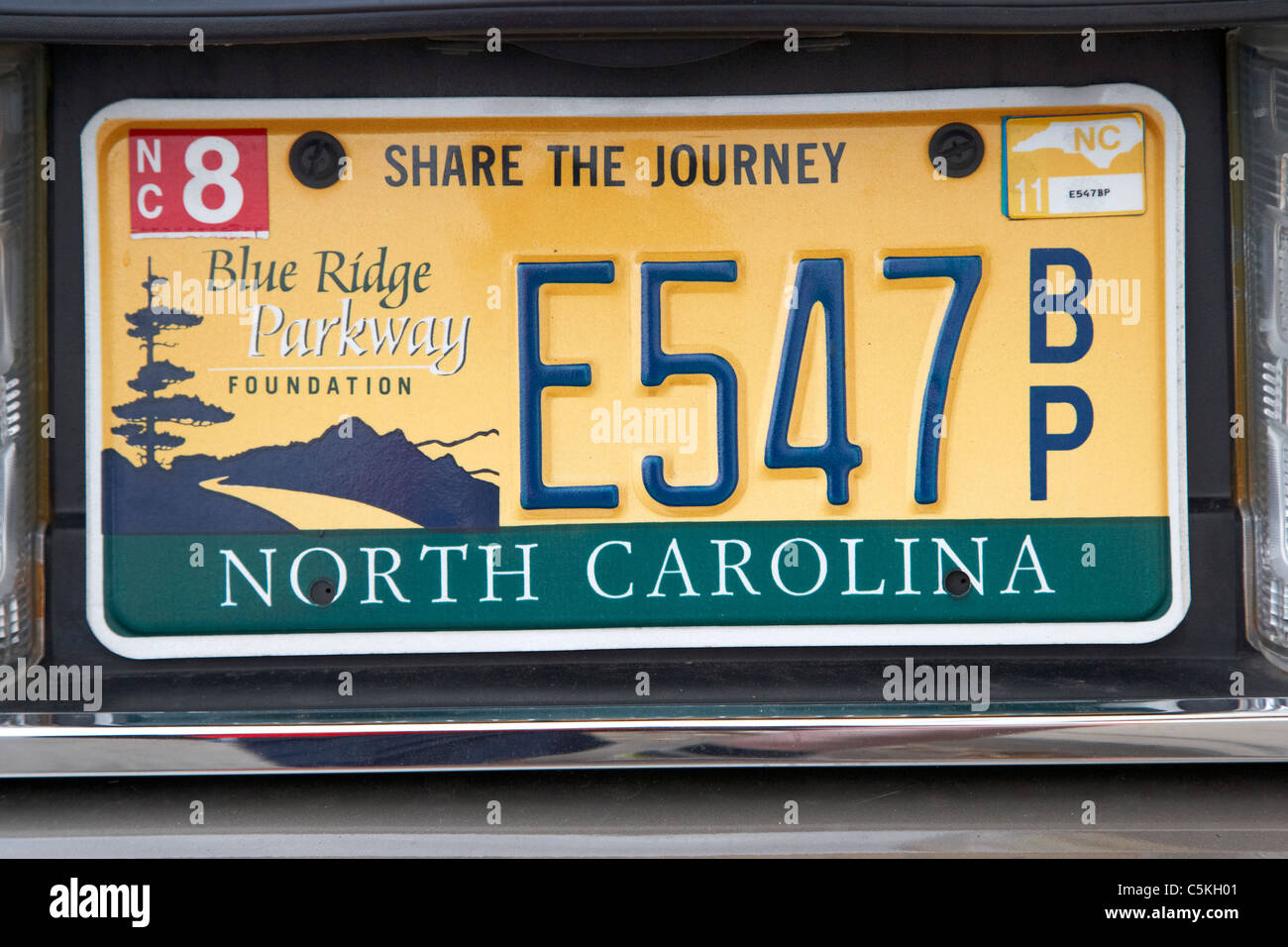 Usa licence plate number blue car hi-res stock photography and images -  Alamy