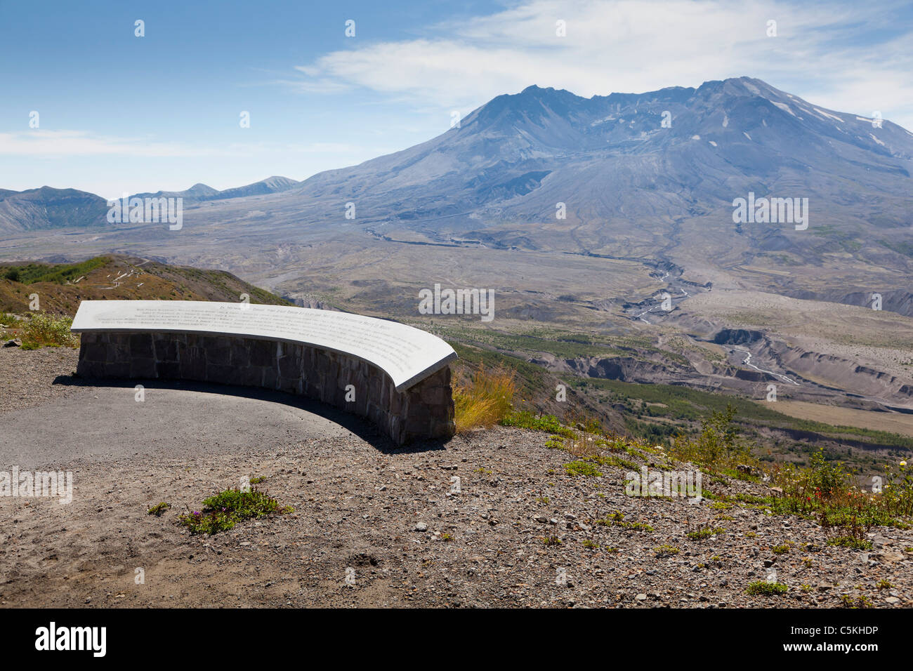 Viewing point for Mount St Helens volcano near Johnson Ridge Observatory Stock Photo
