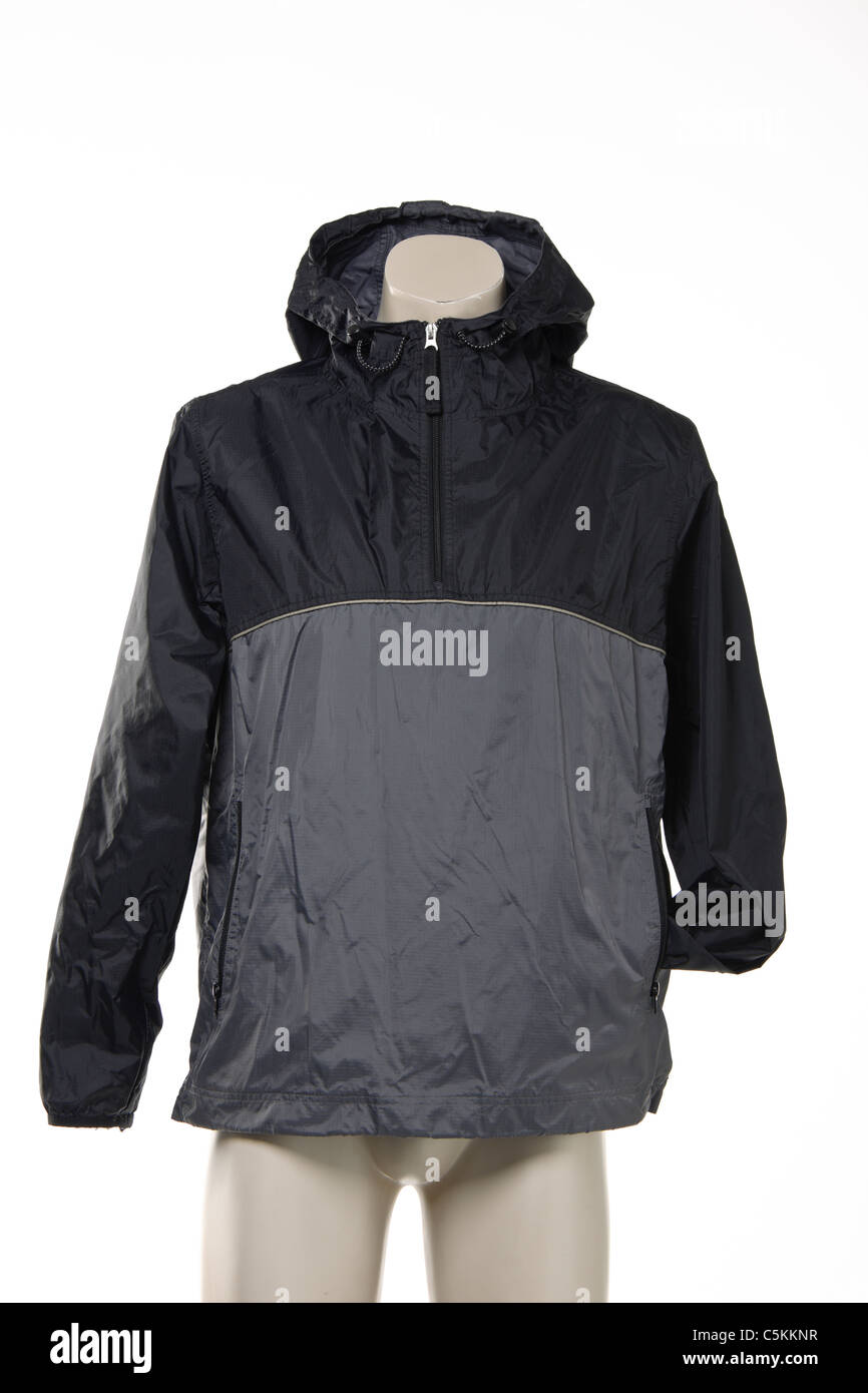 Gap anorak overhead cagoule men's rain jacket. Jacket with hood in black and grey nylon. Stock Photo